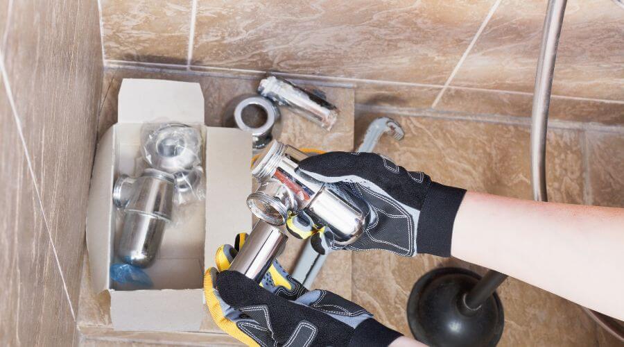 Professional gutter cleaning in Gregory, MI